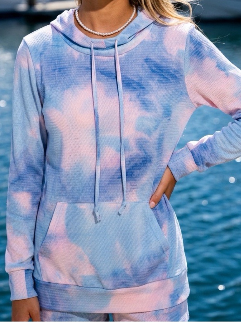 Hooded Crew NeckLightweight WaffleKnit Pullover kangaroo pocket Pink Blue medium